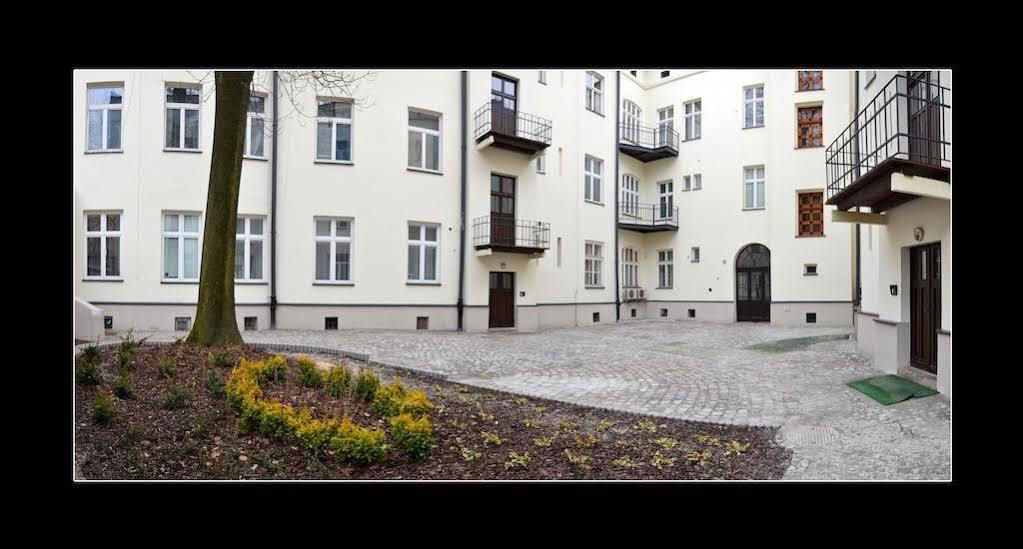 777 Apartaments Krakow Exterior photo
